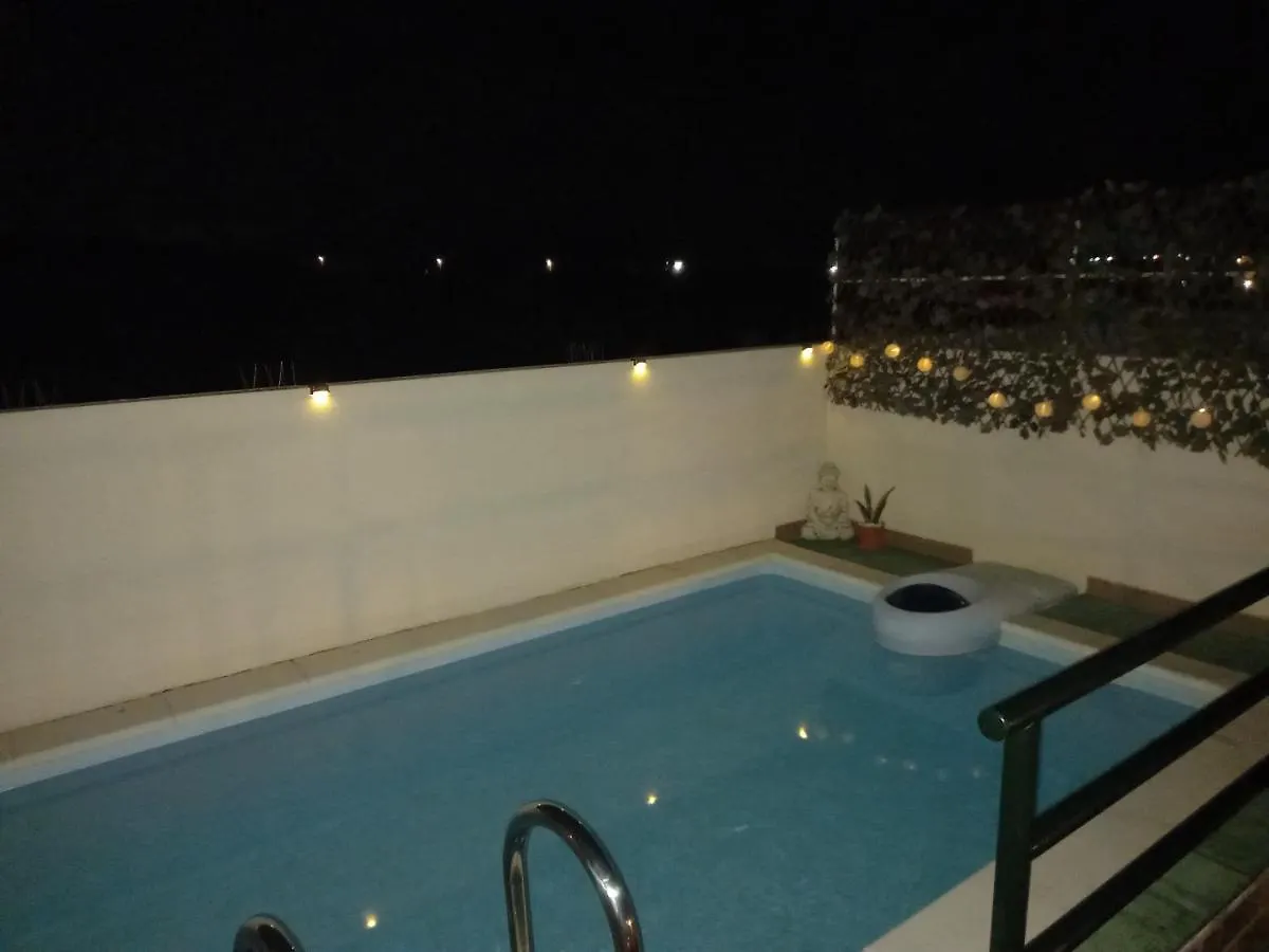 维拉Atico Con Piscina Privada公寓 0*, 维拉